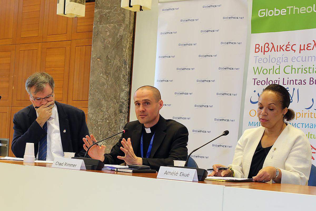 From left to right: Prof. Rudolf Von Sinner (EST), Rev. Dr Chad Rimmer (Study Secretary for Lutheran Theology and Practice) and and Prof. AmÃ©lÃ© EkuÃ© (Bossey)  at the GlobeTheoLib Consortium on 13 April in Geneva, Switzerland.