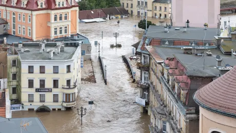 Devastation following heavy rainfall and flooding across several countries in Central and Eastern Europe. Iron Bridge in Kłodzko, Poland, 15 September 2024. Photo: Jacek Halicki (CC-BY-SA)