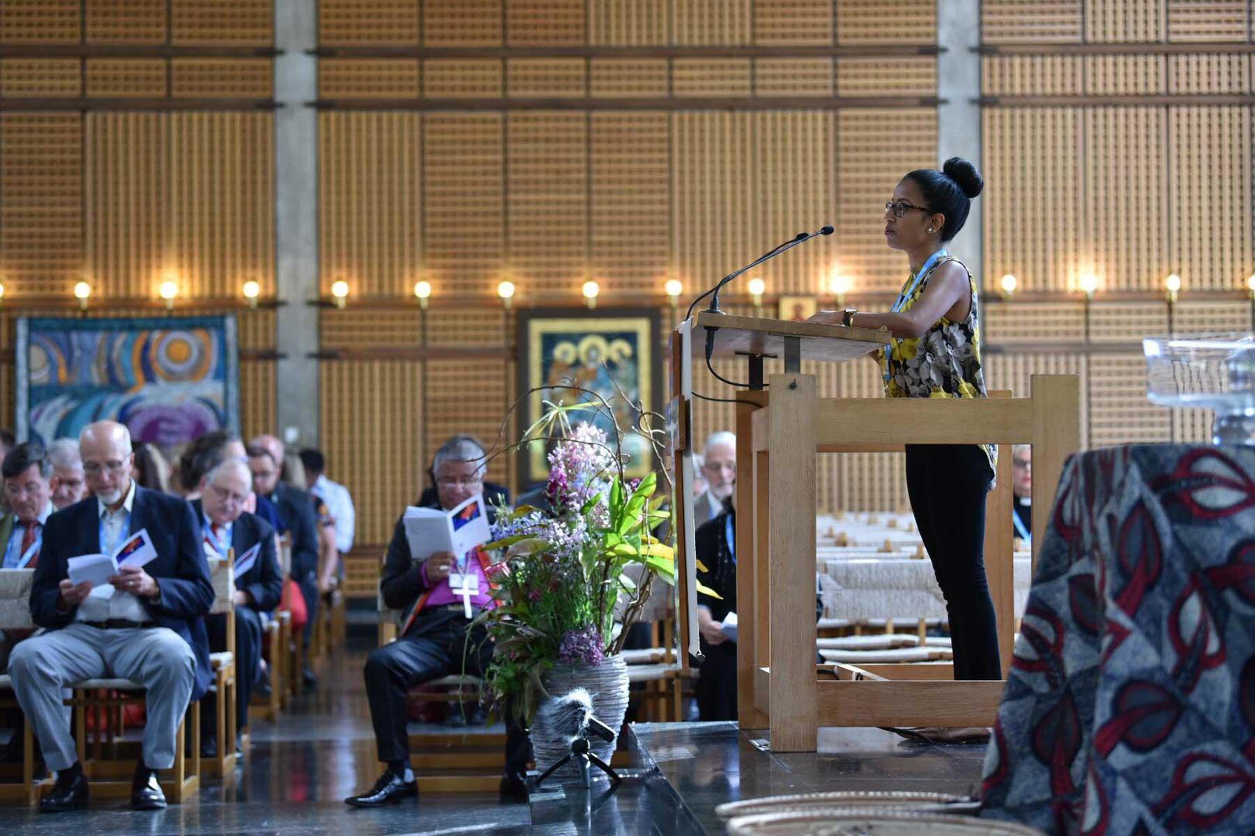 Cheryl Philip, of the Evangelical Lutheran Church in America, presents the liturgy at the opening worship of the LWF Council 2018. All photo: LWF/Albin Hillert