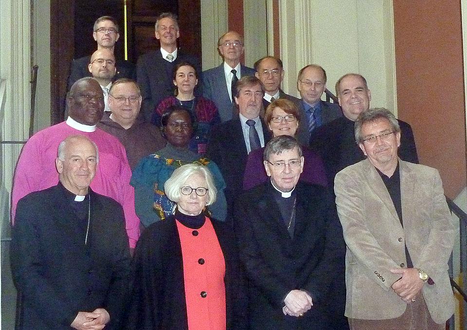 Lutherische, katholische und mennonitische Teilnehmende der ersten Tagung des trilateralen Dialogs in Rom. © Eleanor Miller