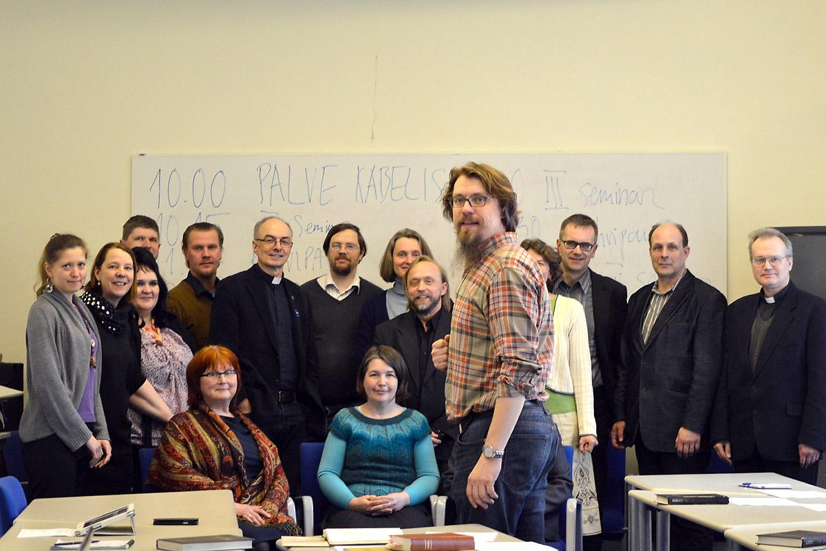 Rev. Prof. Thomas-Andreas PÃµder, head of Systematic Theology at the Institute of Theology, Estonian Evangelical Lutheran Church, leads students, pastors and other church workers in one of the courses on the LWF-produced Reformation booklets. Photo: EELC