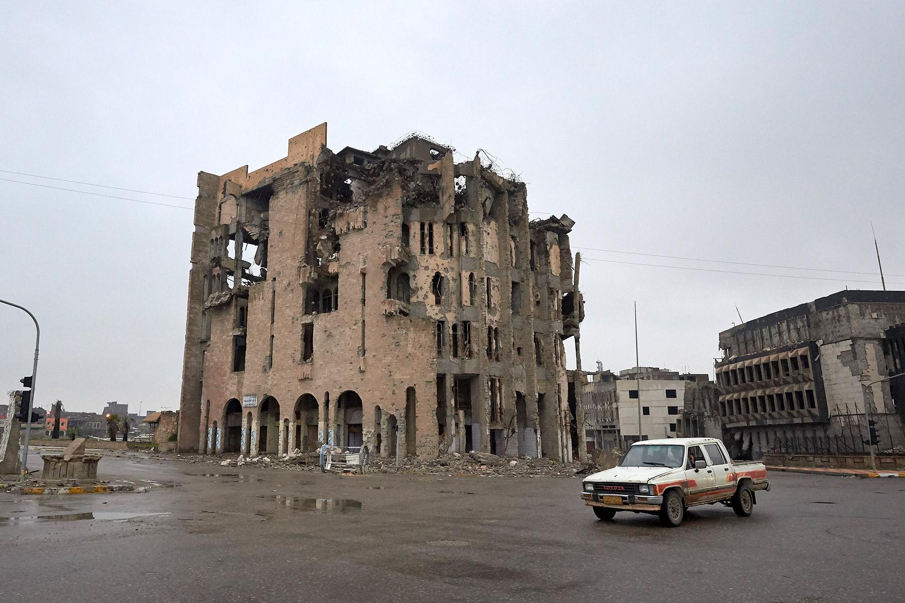 Die Ruinen eines Gebäudes im vom Krieg zerstörten Mossul, Irak. Foto: Paul Jeffrey/ACT