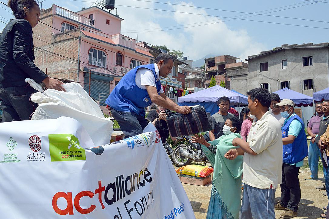 Relief efforts in Nepal. Photo: LWF/DWS Nepal