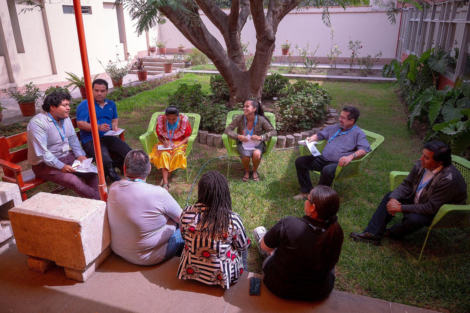Gesprächsrunde währen der Kirchenleitungskonferenz in Lima, Peru. Foto: LWB/A. Danielsson