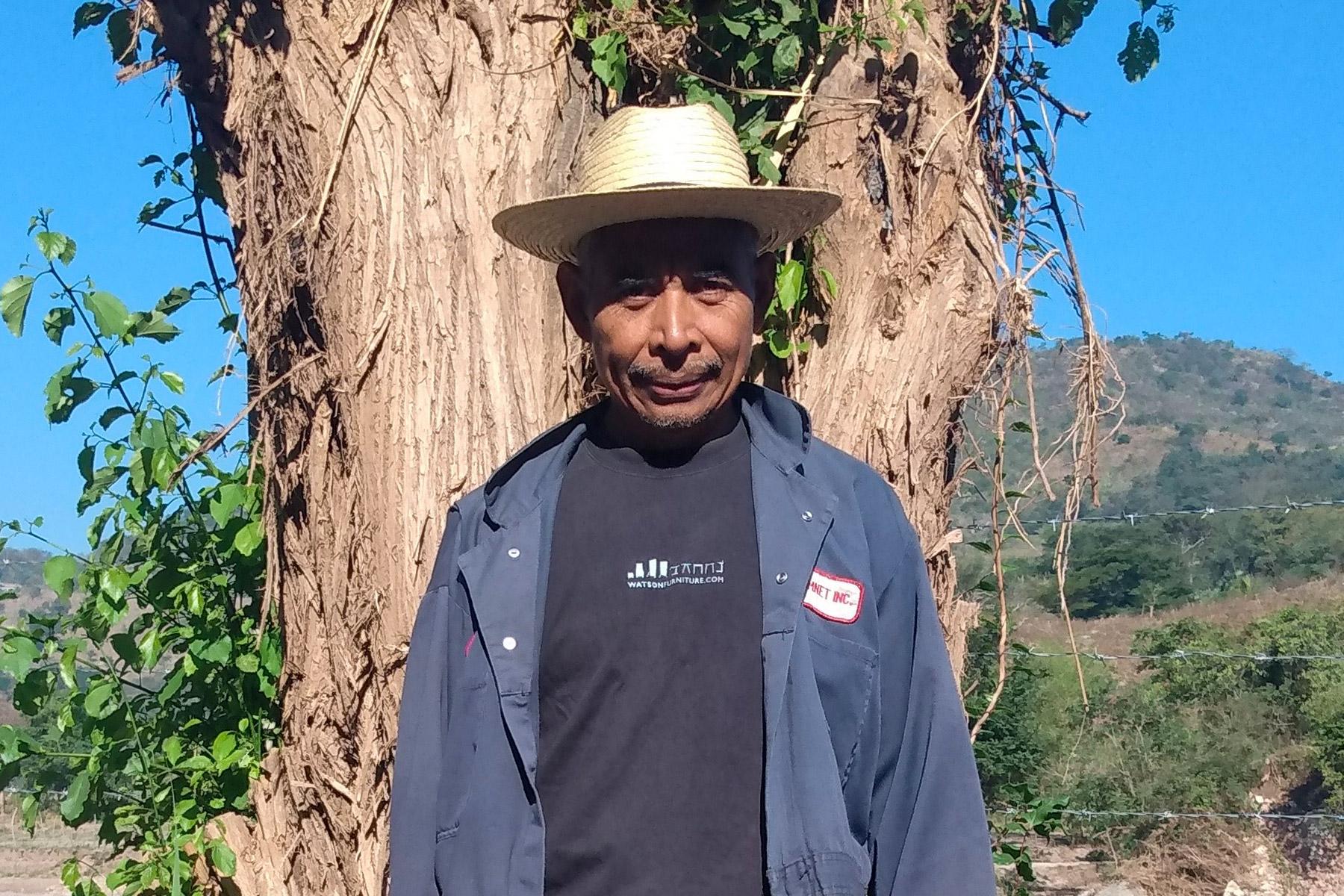 Thanks to the Lutheran communionâs emergency support, Gregorio PÃ©rez and other residents of Shupa village are replanting crops lost to two successive hurricanes. Photo: ILUGUA