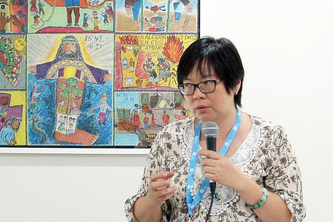 Rev Au Sze Ngui at the 2014 WICAS Asia meeting. Photo: LWF/C. RendÃ³n