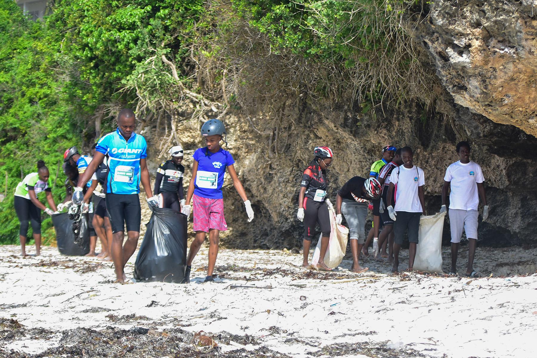 Kenya beach cleanup