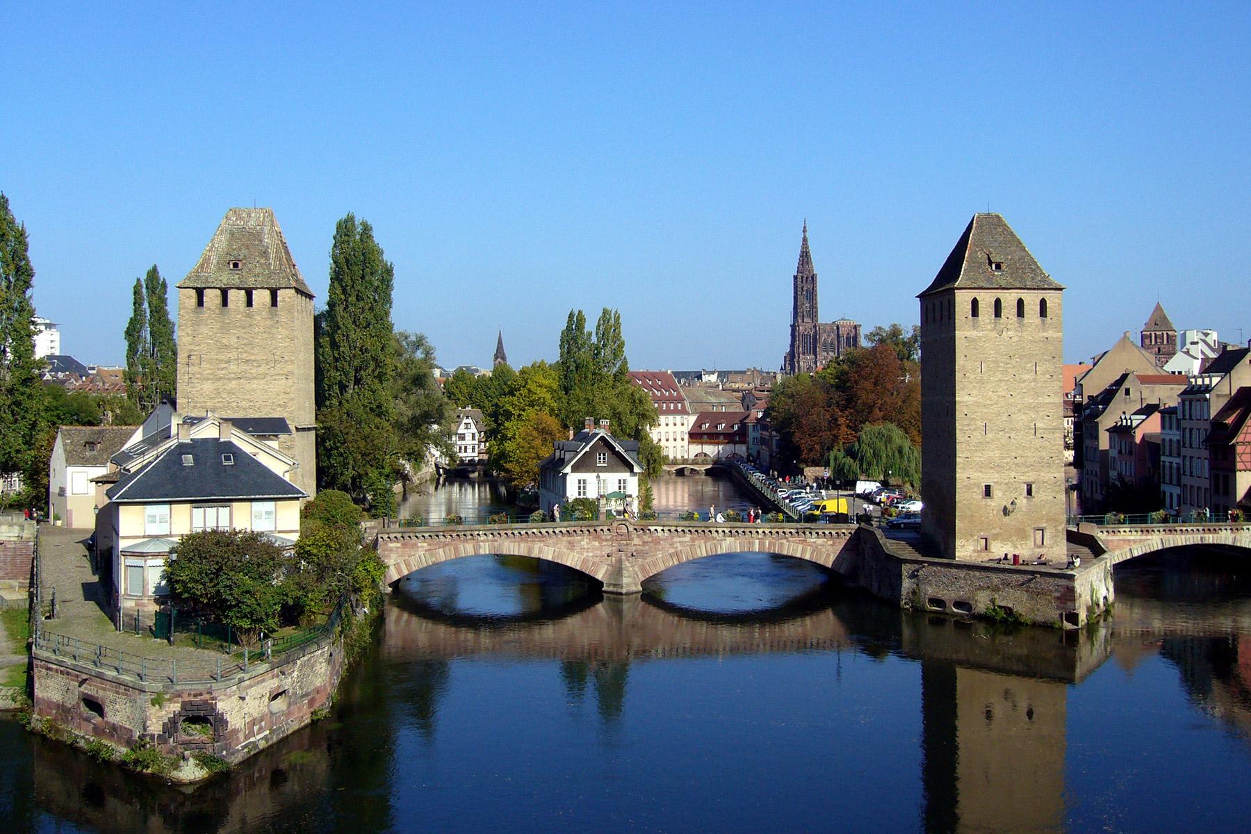 Die Altstadt und das Münster von Straßburg im Osten Frankreichs, wo das Institut für Ökumenische Forschung seinen Sitz hat. Foto: Jonathan Martz für Creative Commons
