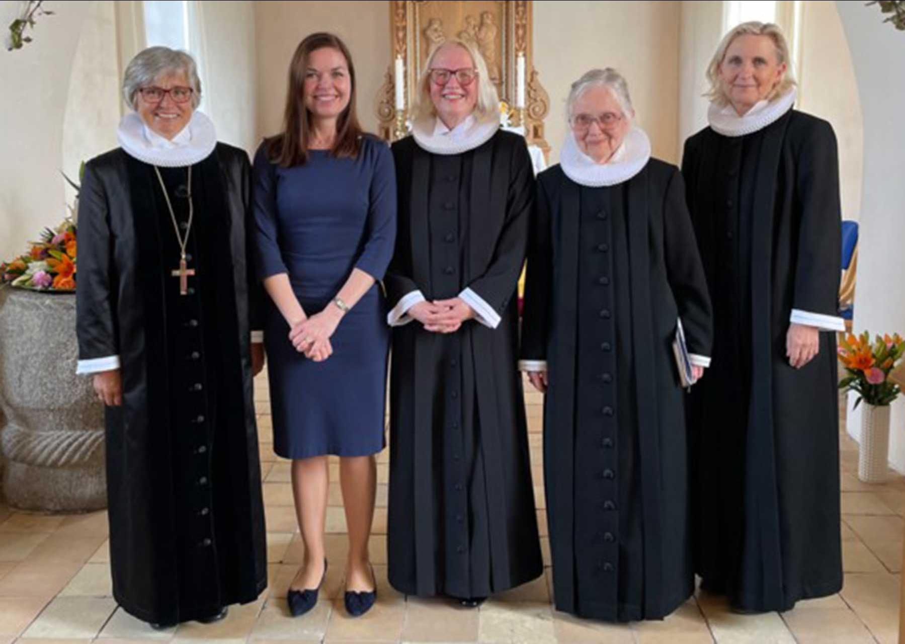Feiern 75 Jahre Frauen im ordinierten Amt