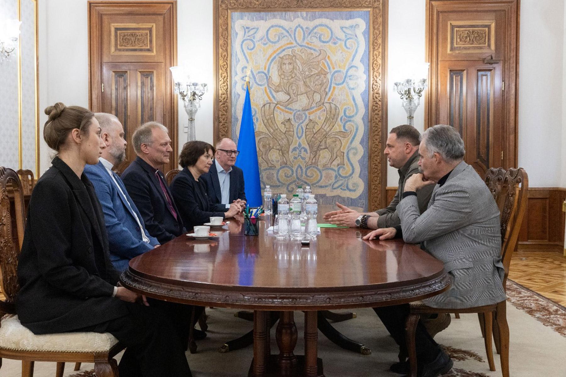 Ukraine visit - President office