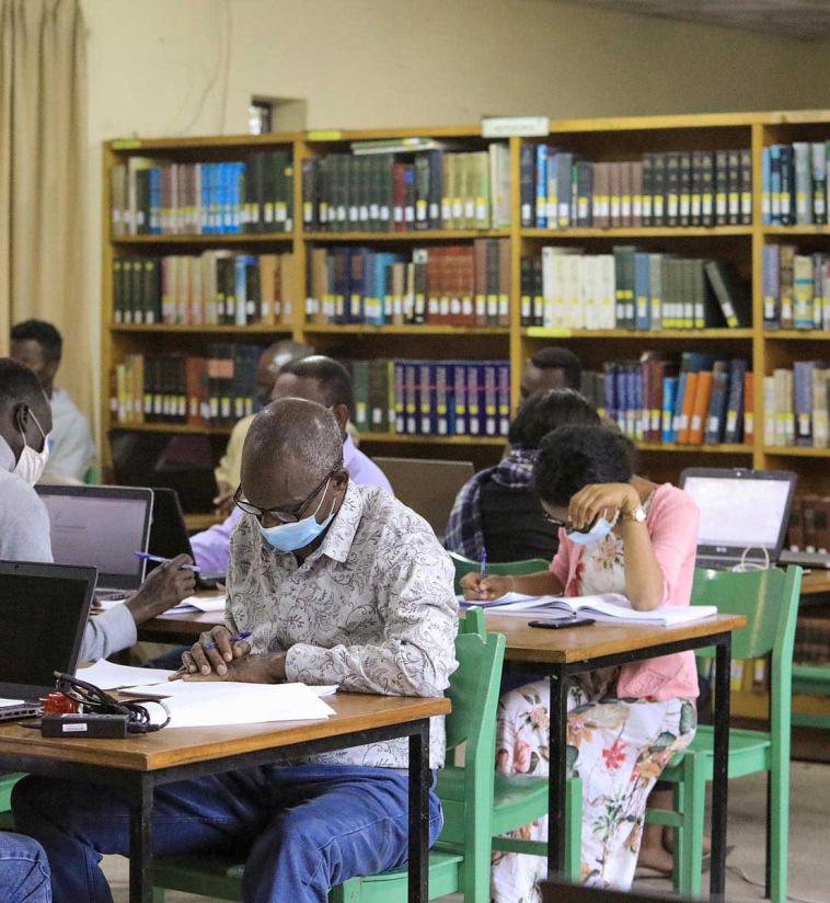Theology and other studies are offered at several LWF member church education institutions in Africa. Pictured, students in a library of the  Mekane Yesus Seminary in Addis Ababa, Ethiopia. Photo: Ethiopian Evangelical Church Mekane Yesus   