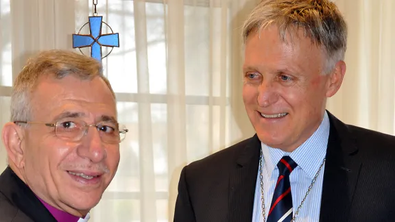 LWF President Bishop Younan meets LCA Bishop Dr John Henderson. Photo: LCA/Rosie Schefe