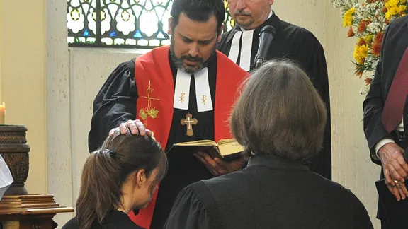 Ordination von Hanna Schramm in April 2014. Foto: LWB/Leonardo Pérez