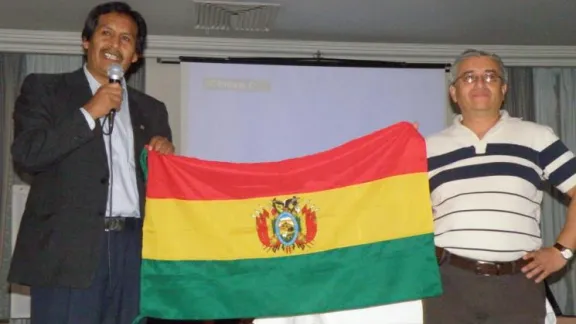 Rev. Emiliio Aslla (left), Pastor President of the Bolivian Evangelical Lutheran Church and Rev. Eduardo Martinez (right), former LAC Leadership Conference Moderator.