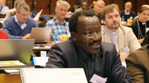 Bishop Dr Ndanganeni P. Phaswana at Council 2011. Photo: LWF/H.Putsman Penet