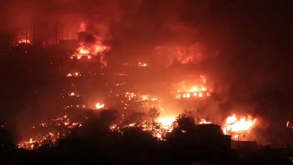 Feuer in Valparaiso. Die Lutherische Kirche unterstützt Opfer der ausser Kontrolle geratenen Waldbrände.