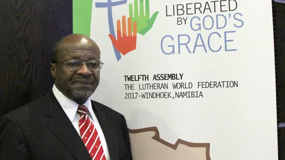 Pfarrer Dr. Ishmael Noko referierte bei der Vorbereitenden Konsultation zur LWB-Vollversammlung für die Region Afrika in Johannesburg über das Thema der Vollversammlung, „Befreit durch Gottes Gnade“. Foto: LWB/A. Weyermüller