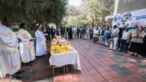 Rev. Tseganesh Ayele of the Ethiopian Evangelical Church Mekane Yesus welcomes participants to the CMCR. All photos: LWF/Albin Hillert