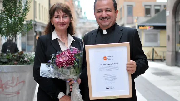 Guatemalan Lutheran church leader Rev. JosÃ© Pilar Ãlvarez Cabrera (right) and Anneli Rogeman, We Effect, at the 2017 Lobbyist for Change prize ceremony in Stockholm, Sweden. Photo Ola Richardsson/We Effect