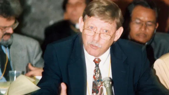 LWF Vice-President Rev. Huberto Kirchheim, during the 1998 LWF Council meeting in Geneva. Photo: LWF/C. RothenbÃ¼hler