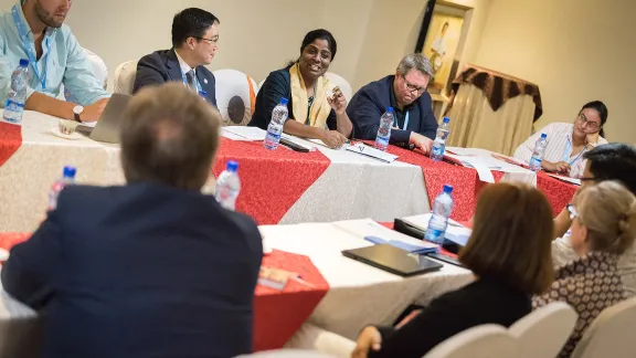 Teilnehmende an der Konsultation in Addis Abeba im Oktober 2019 zum Thema „We Believe in the Holy Spirit: Global Perspectives on Lutheran Identities“. Foto: LWB/Albin Hillert