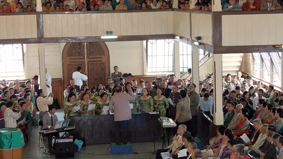 Gottesdienst in einer lutherischen Gemeinde in Indonesien. Foto: HKBP/Fernando Sihotang