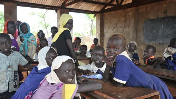 Ein Klassenzimmer in Maban. Mehr als 50.000 Schüler und Schülerinnen sind von der Katastrophe betroffen und brauchen Hilfe. Fotos: LWB/C. Kästner