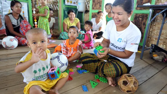 Ein vom LWB getragenes Kinderzentrum im Dorf Thi Kyar, Gemeinde Mrauk U, Provinz Rakhine State, Myanmar. Foto: LWB/C. Kästner