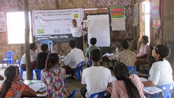 In Sittwe findet im Rahmen des Projekts der Initiative „Kinder des Friedens“ eine Weiterbildung für Lehrkräfte statt. Foto: LWB-Myanmar