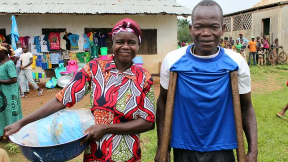 A couple at the voucher fair. Photo: LWF/C. Caraux-Pelletan