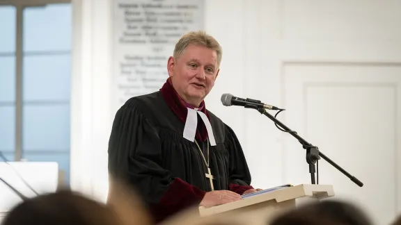 Pre-Assembly Women - Bishop Samiec