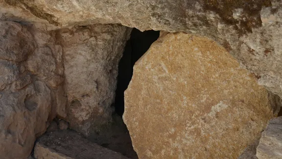 The empty tomb on Easter day calls Christians to “make disciples of all nations.” Photo by Jonny Gios – Unsplash