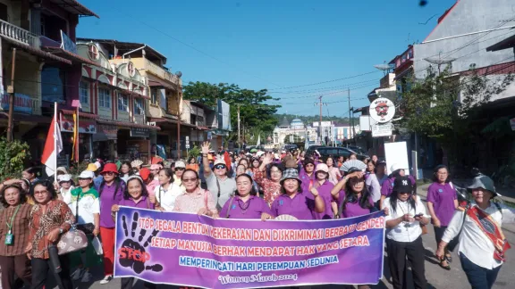 Participants in the “Stop Women’s Violence March” that emphasized gender equality, justice, and the right for women to live free from violence in Indonesia. Photo: BNKP