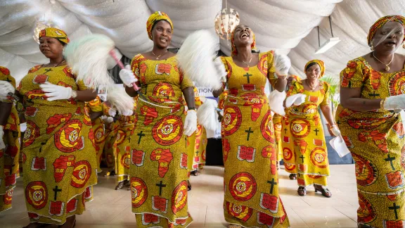 The Nyanya Women’s Fellowship choir sang and danced during the opening worship of the ALCLC. Photo: LWF/Albin Hillert