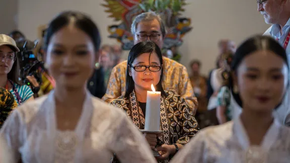 A procession enters as participants in the ACT Alliance general assembly celebrate opening worship in the Javanese Christian Church (Gereja Kristen Jawa) Gondokusuman. The assembly gathers in Yogyakarta, Indonesia, under the theme of “Hope in Action: Together for Justice” from 28 October to 1 November 2024. Photo: ACT/ Albin Hillert