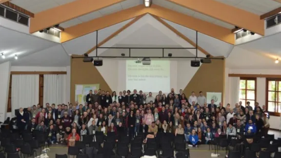 Estudiantes y docentes de las tres facultades de teología que participaron del encuentro del mes de junio. Foto: Comunicación Presidencia IECLB