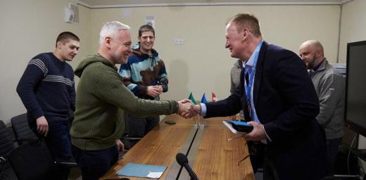 Kharkiv mayor and LWF representative